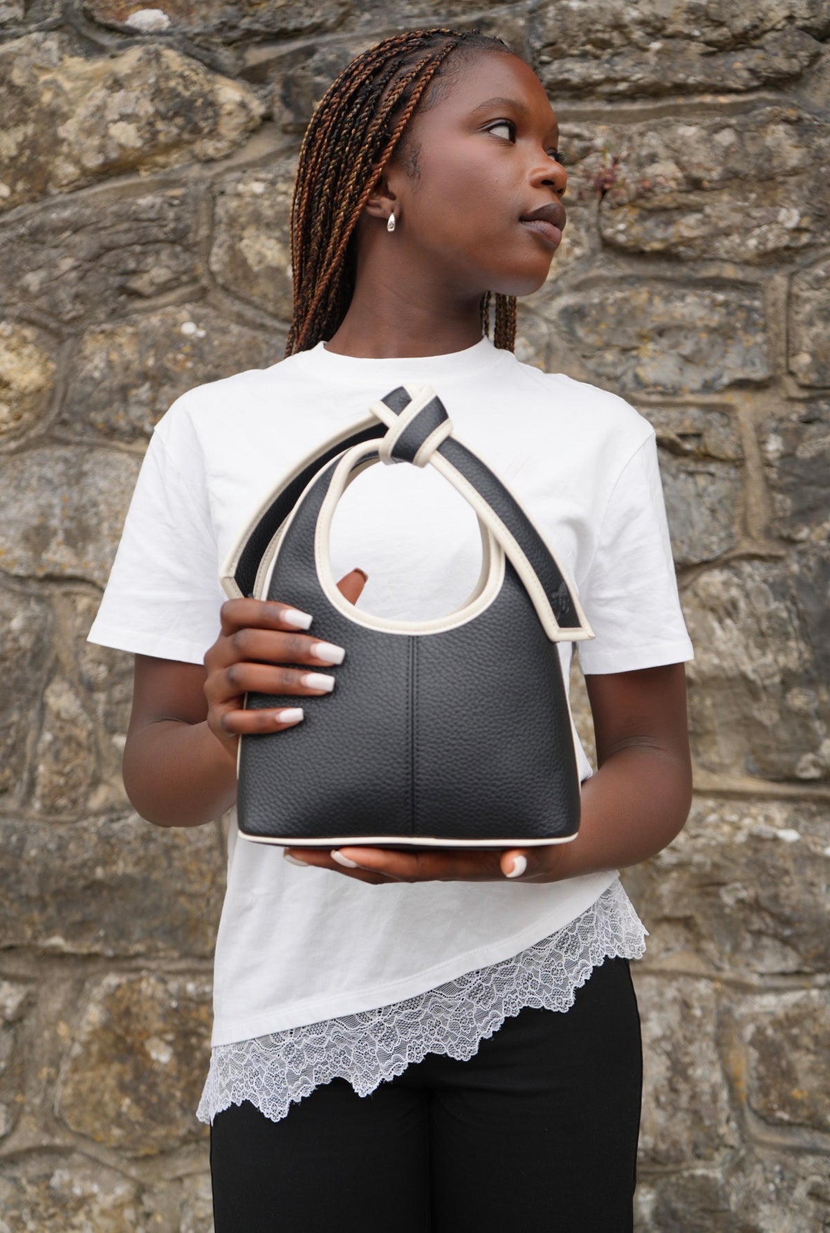 The Mini Knot Bag (Pré-venda preta)